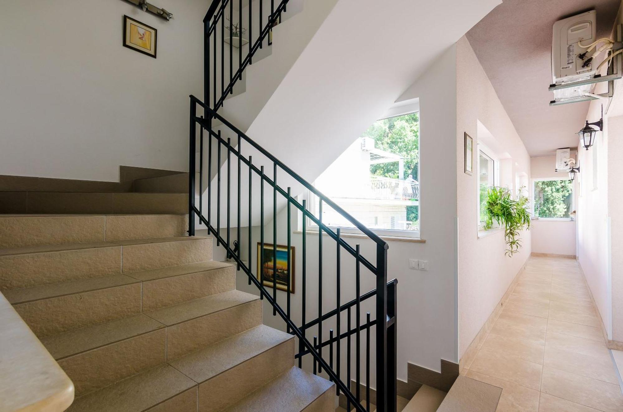Apartments Villa Aura - Adult Only Дубровник Экстерьер фото
