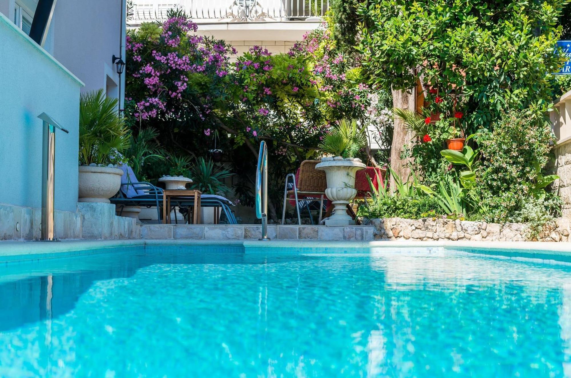 Apartments Villa Aura - Adult Only Дубровник Экстерьер фото