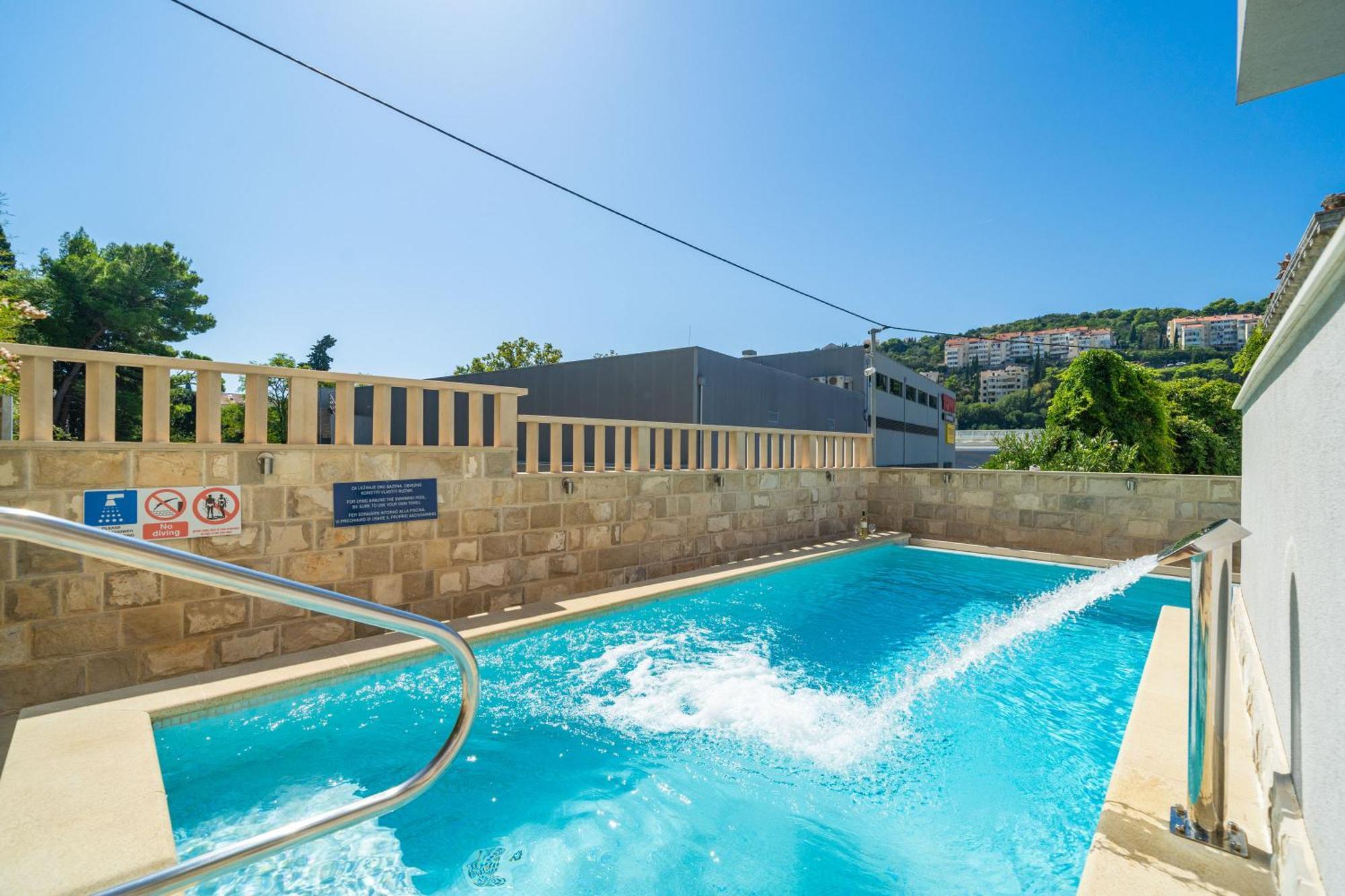 Apartments Villa Aura - Adult Only Дубровник Экстерьер фото