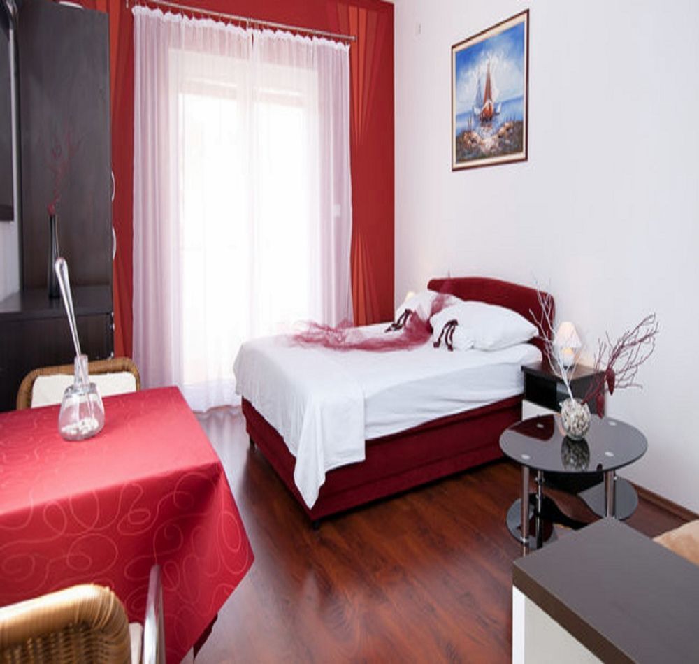 Apartments Villa Aura - Adult Only Дубровник Экстерьер фото